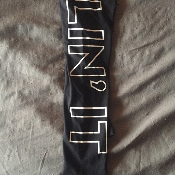 Black infinite performance legging - Picture 6 of 7